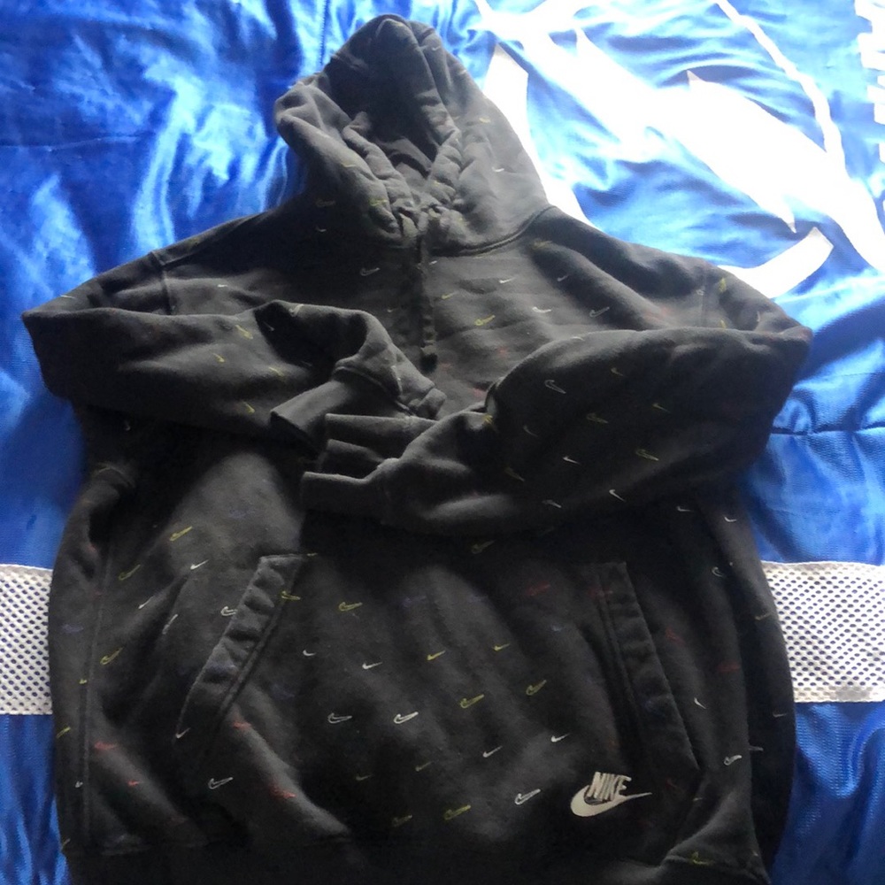 Nike sweatshirt